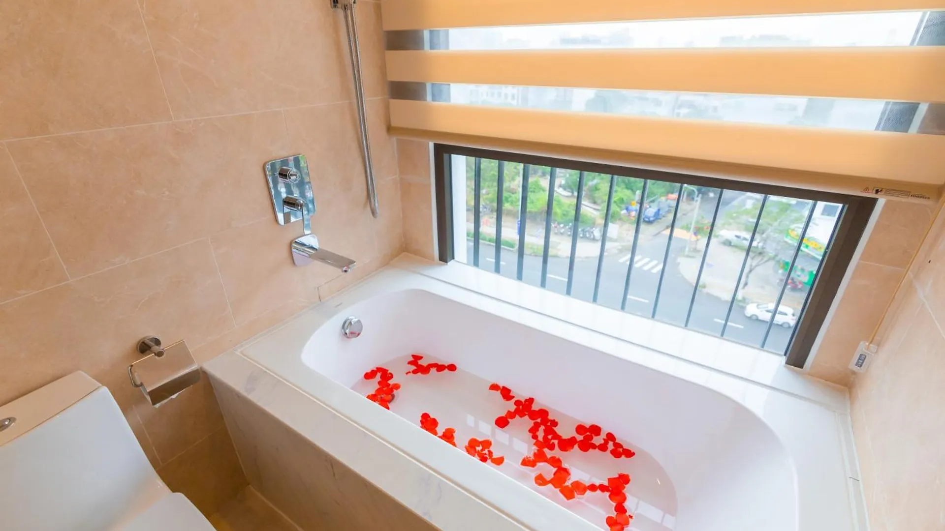 Mian Hotel Danang - Infinity Pool 3*, Da Nang