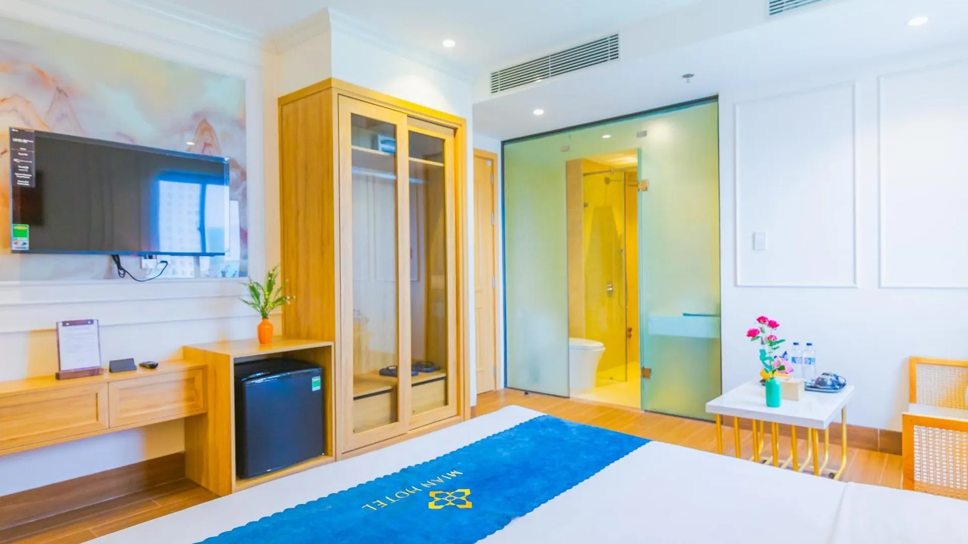 ***  Mian Hotel Danang - Infinity Pool Vietnam
